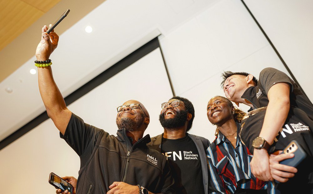 Mobolaji Sokunbi with founders from the Black Founders Network